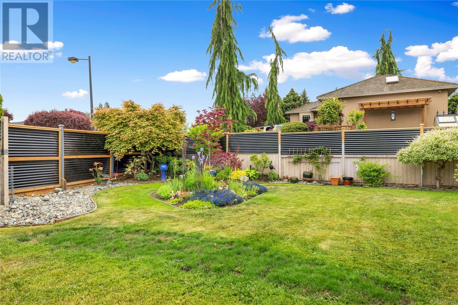 1084 Aery View Way, Parksville real estate listing 997921