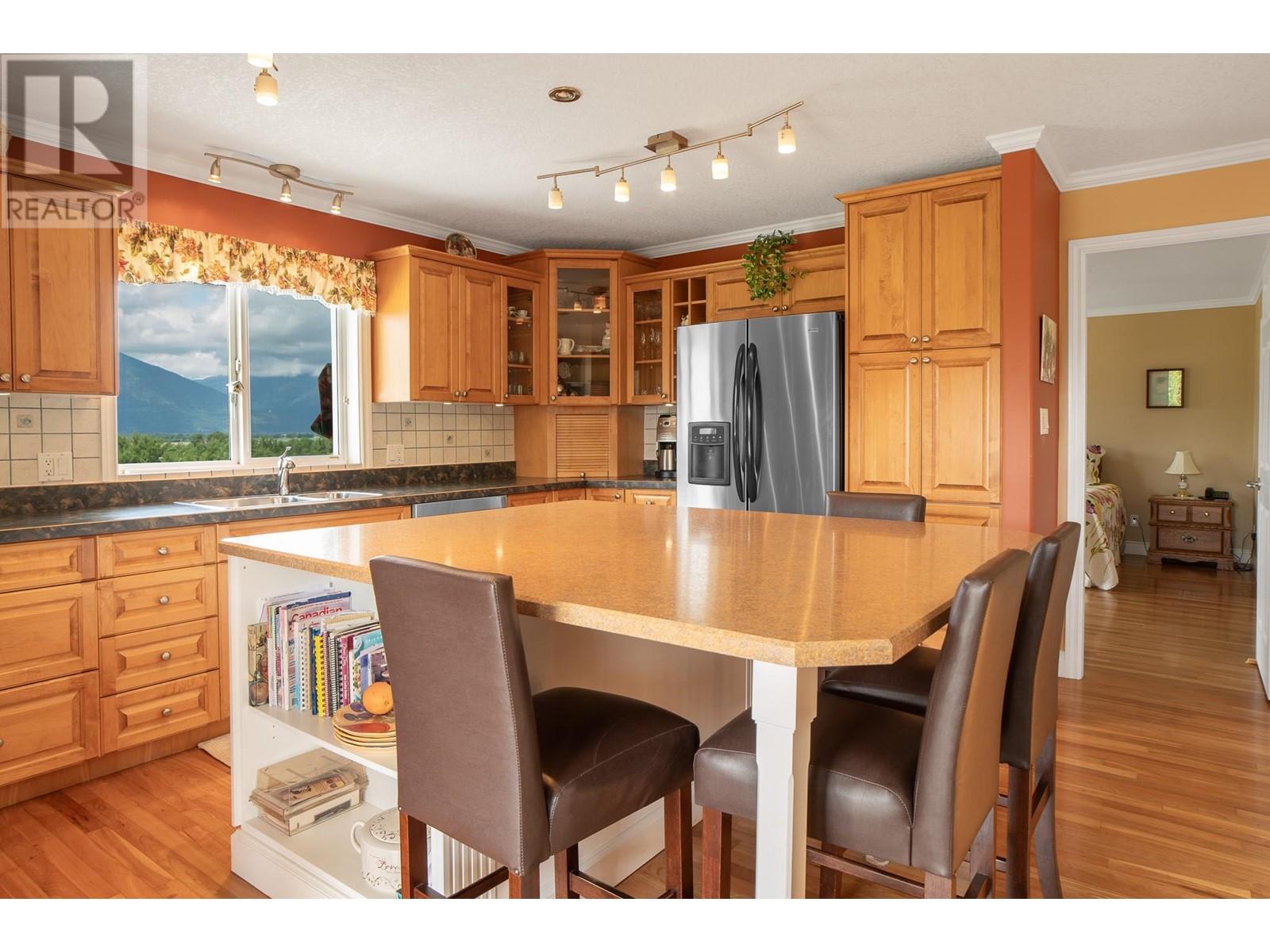423 6th Avenue S, Creston