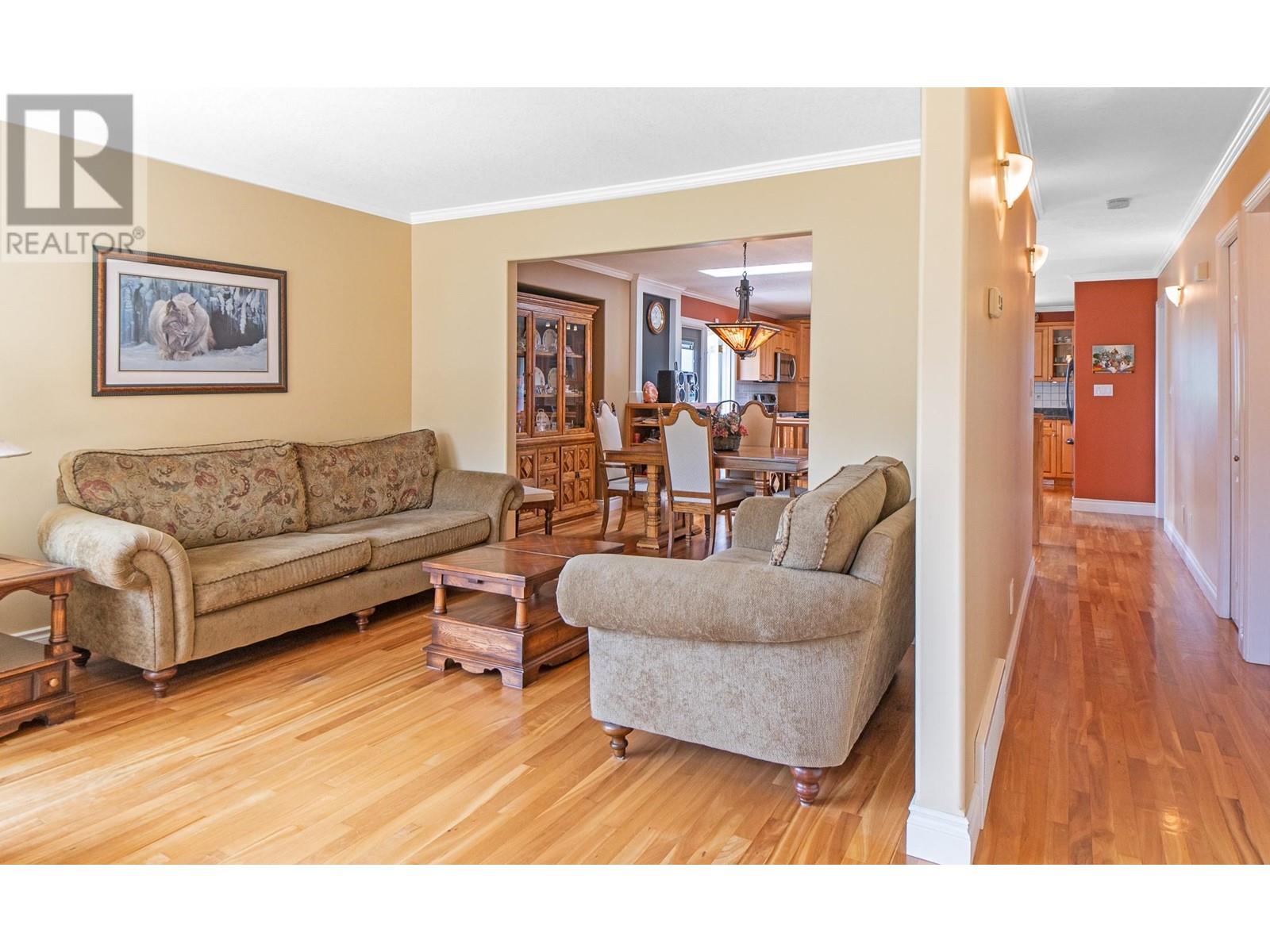 423 6th Avenue S, Creston