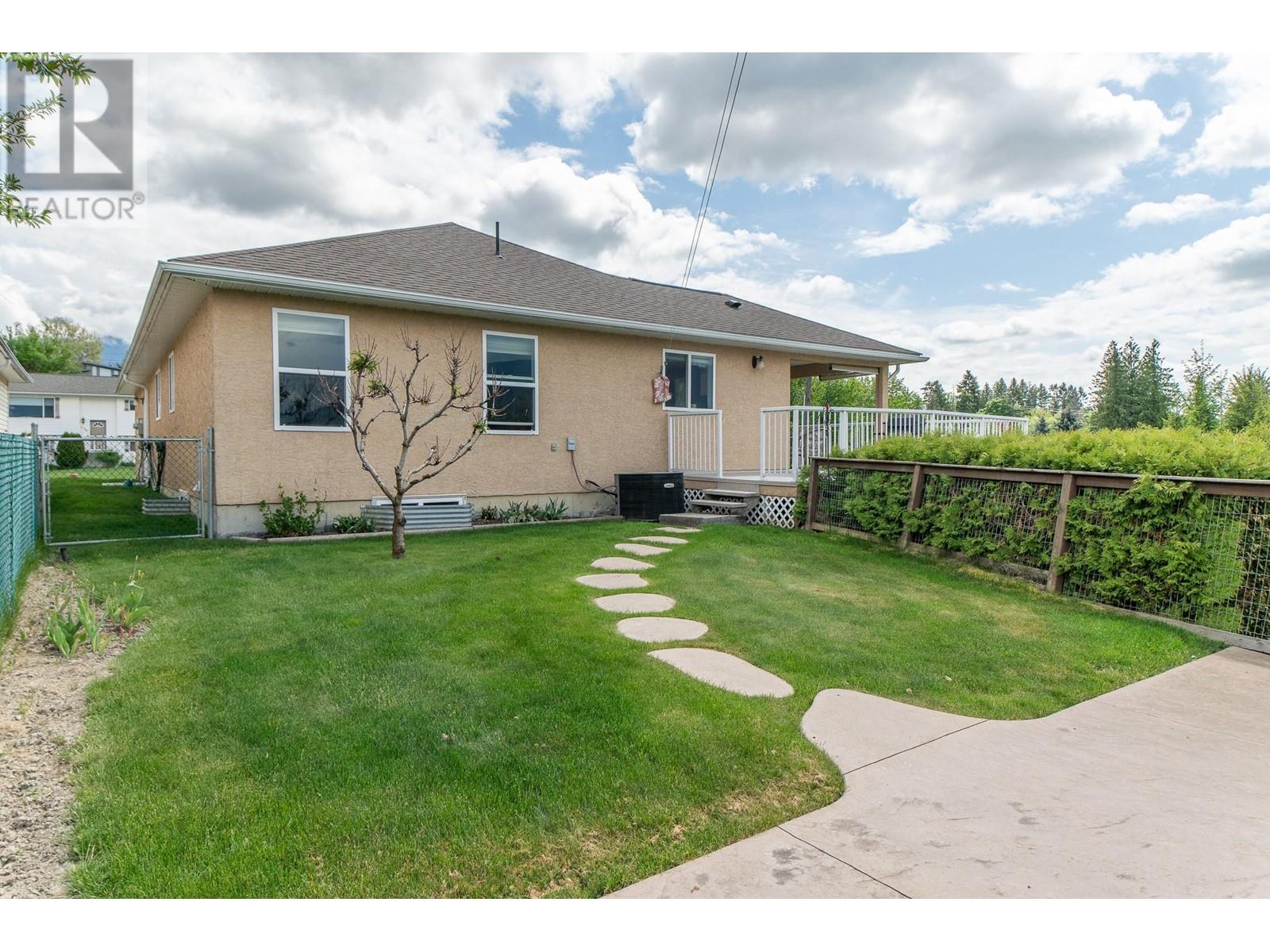 423 6th Avenue S, Creston