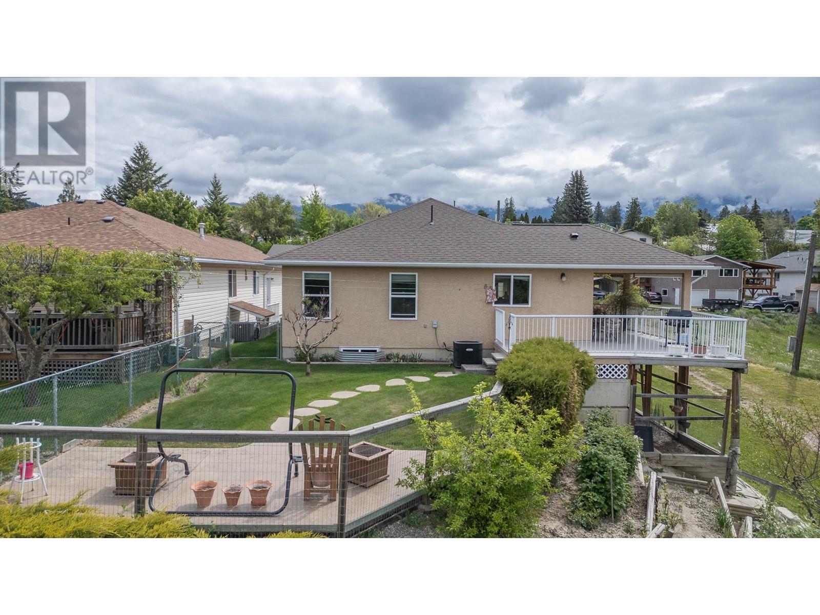 423 6th Avenue S, Creston