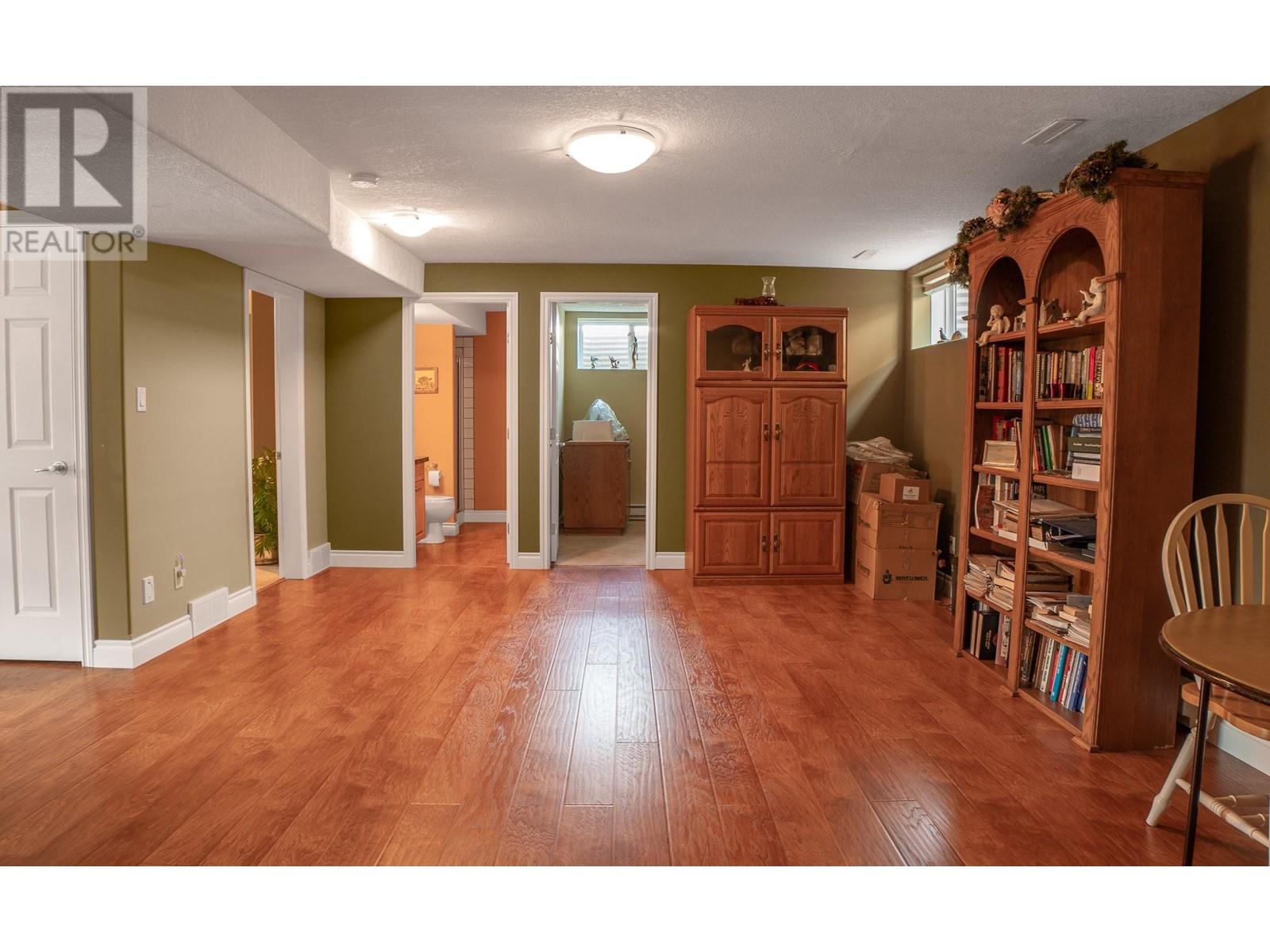 423 6th Avenue S, Creston