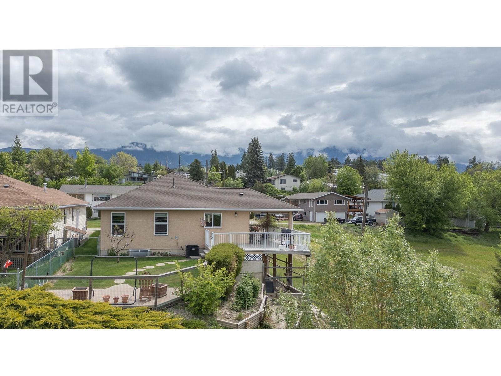 423 6th Avenue S, Creston