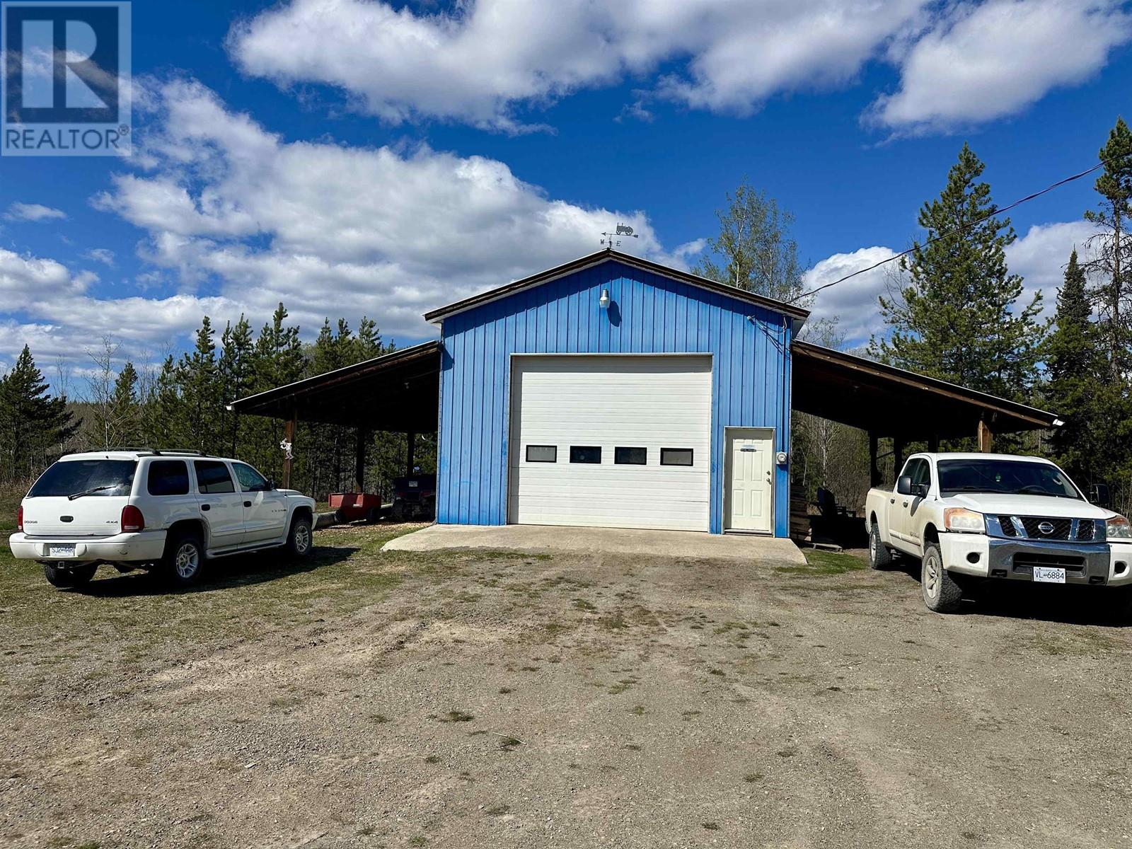 24959 STURGEON POINT ROAD, Vanderhoof