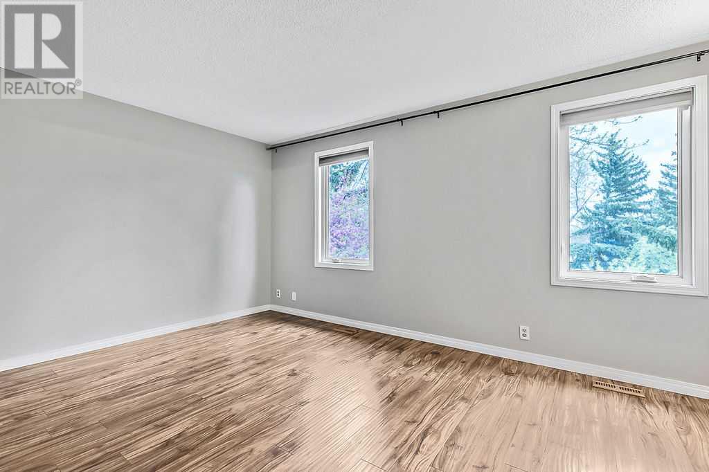 Single Family House for Sale in  Riverbend Drive SE Riverbend Calgary 