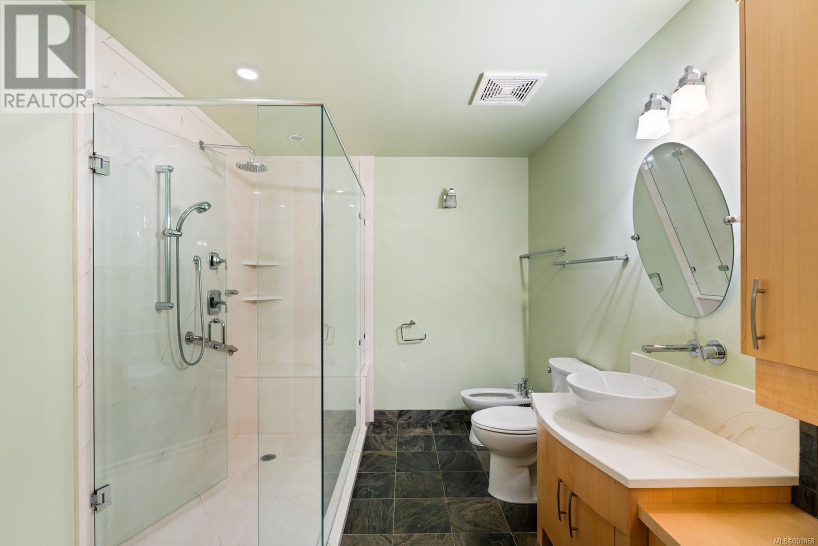 Photo 85 of 821 21 Dallas Rd, Victoria BC