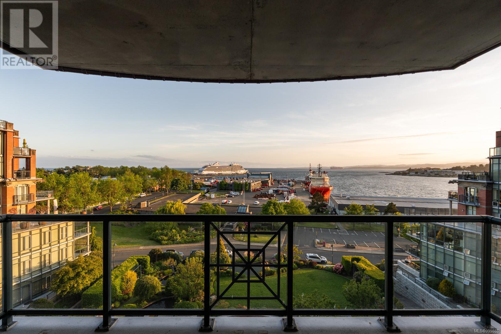 Photo 60 of 821 21 Dallas Rd, Victoria BC