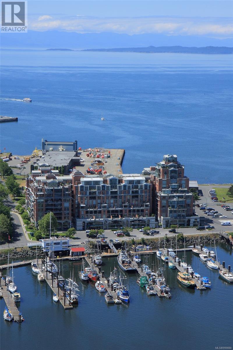 Photo 36 of 821 21 Dallas Rd, Victoria BC