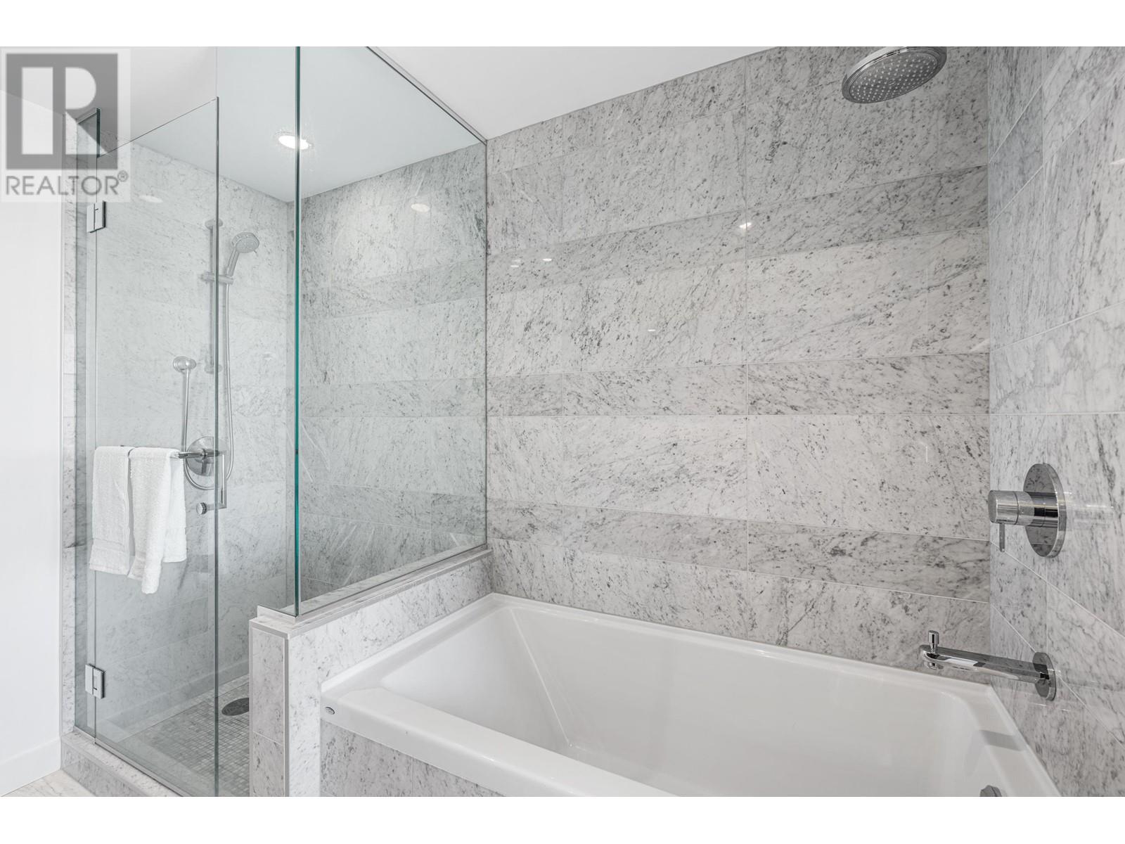 Photo 31 of 2717 89 Nelson Street, Vancouver BC