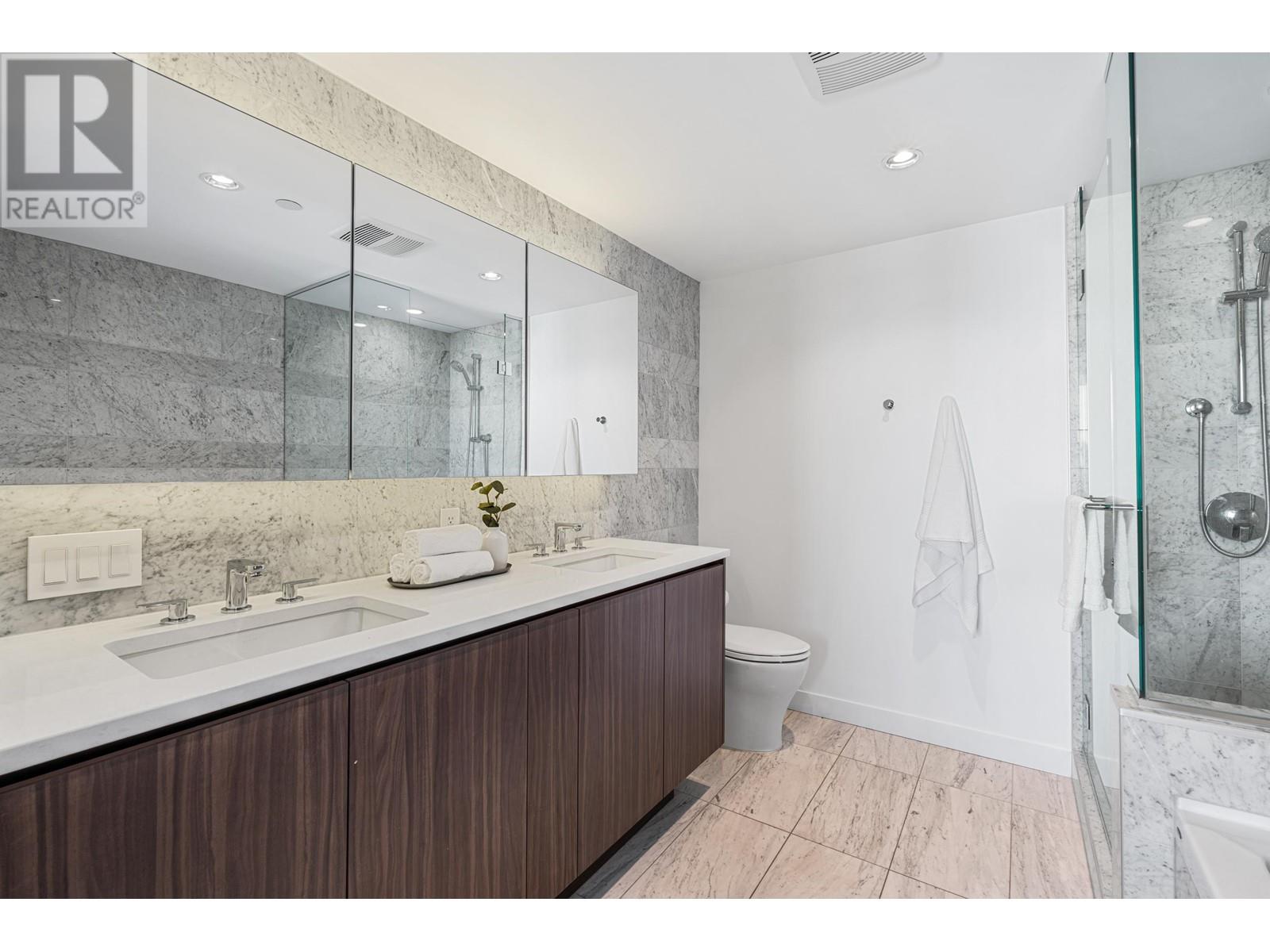 Photo 16 of 2717 89 Nelson Street, Vancouver BC