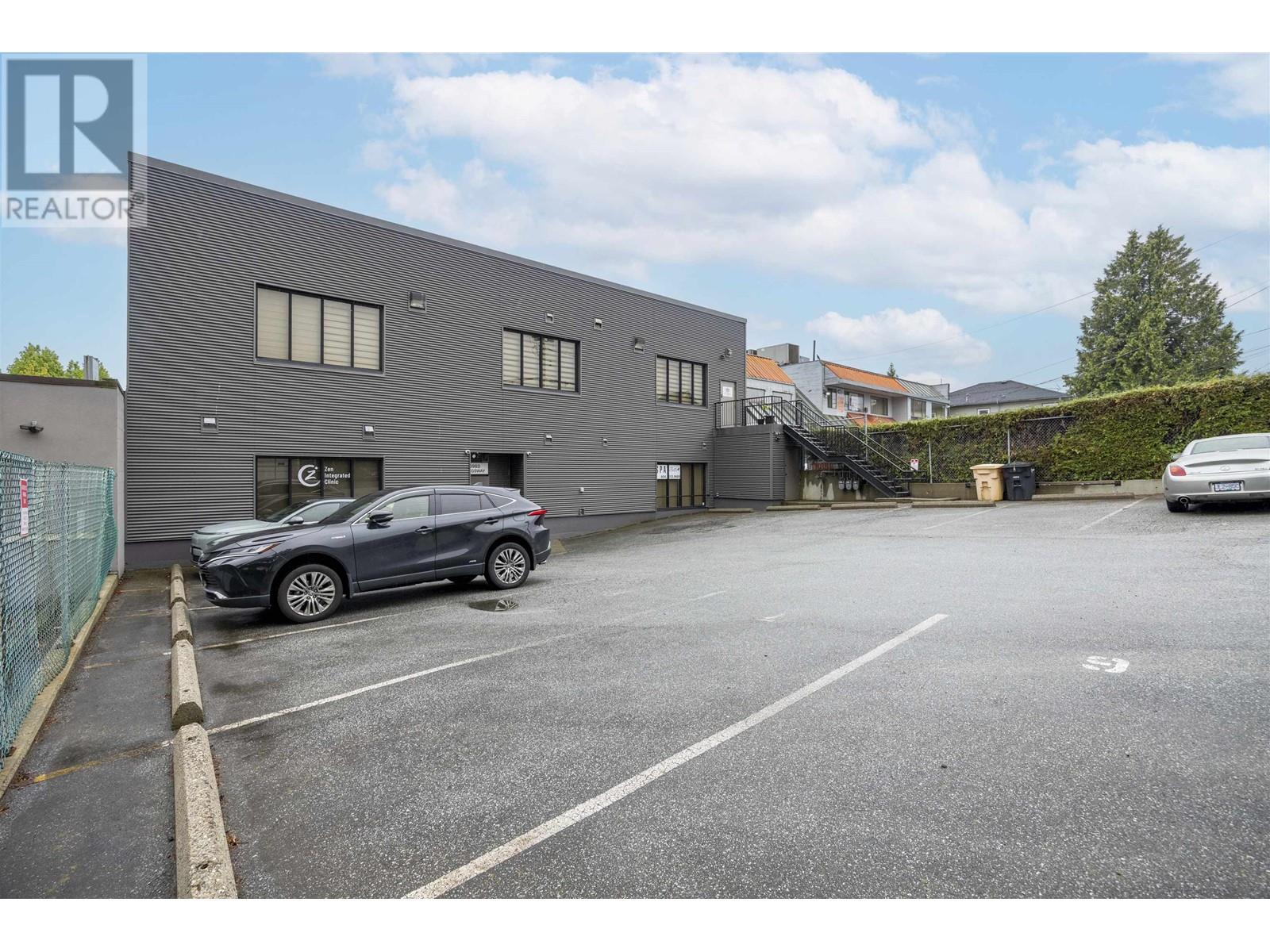 Business in Burnaby - Image 19