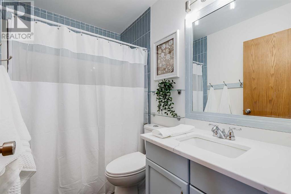 Single Family House for Sale in  Hawkstone Manor NW Hawkwood Calgary 