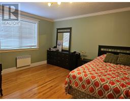 40 Smallwood Drive thumbnail 19