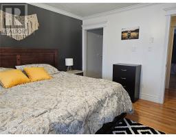 40 Smallwood Drive thumbnail 14