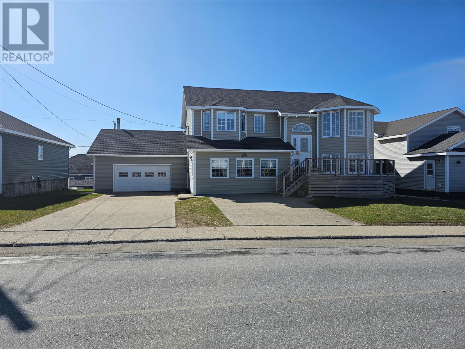 40 SMALLWOOD Drive - 1