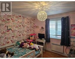 40 Smallwood Drive thumbnail 17