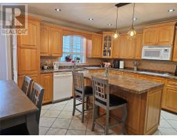 40 Smallwood Drive thumbnail 7