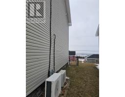 40 Smallwood Drive thumbnail 33