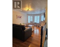 40 Smallwood Drive thumbnail 9