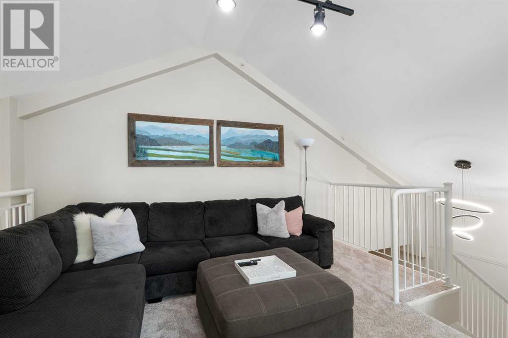 Single Family House Multi-level for Sale in    Avenue SW Beltline Calgary 