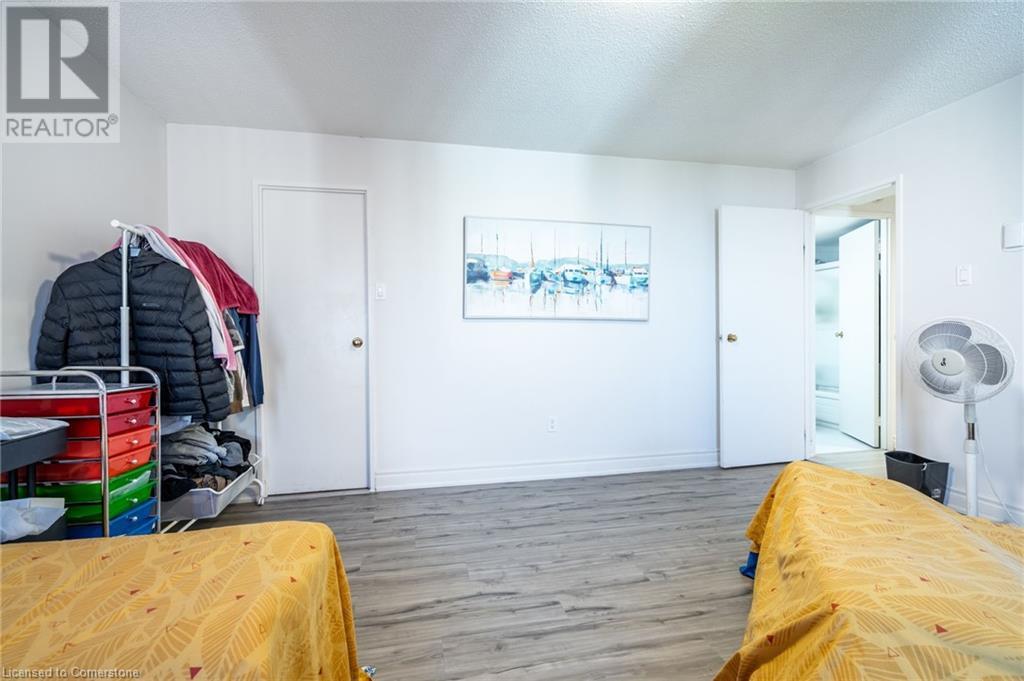 Photo 23 of 3650 Kaneff Crescent Unit 2302, Mississauga ON