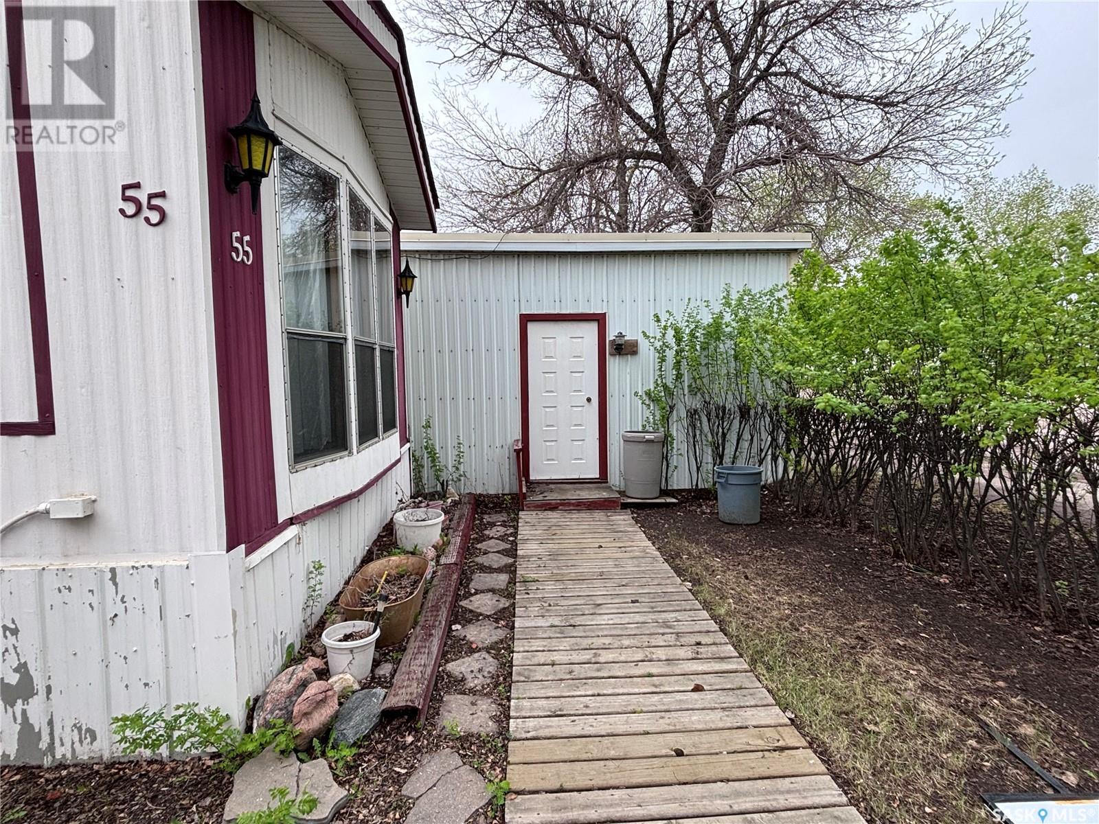 Photo 11 of , Swift Current SK