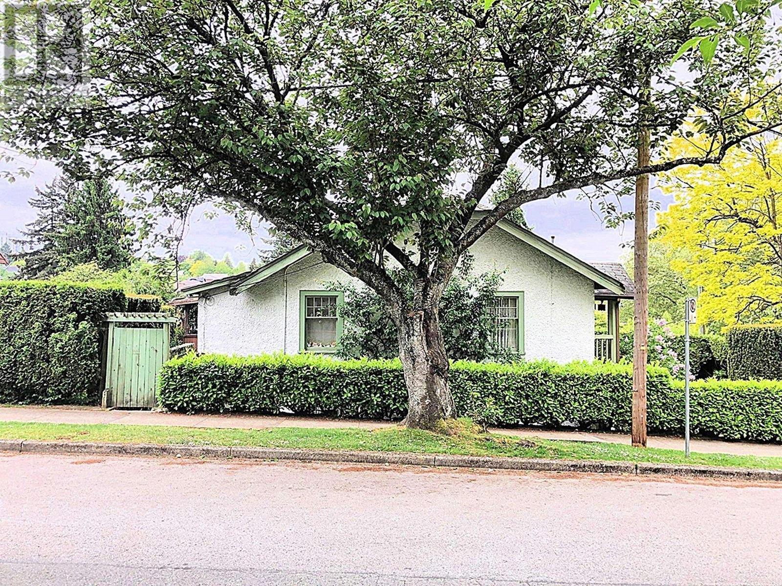 1496 E 15TH AVENUE, Vancouver real estate listing R3002851