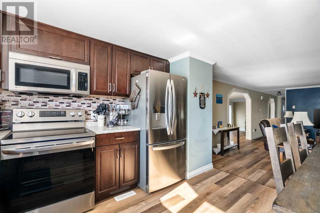 260 Greenwich Lane, Fort McMurray, Alberta