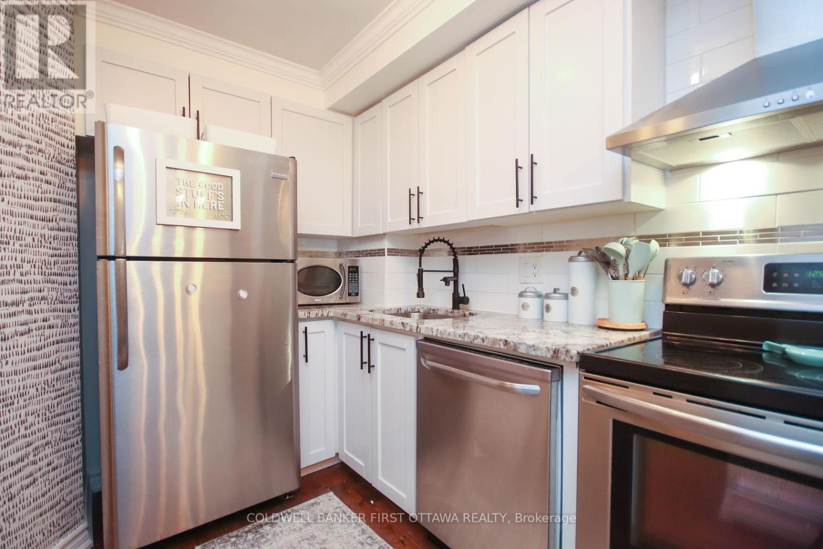 Photo 2 of A 6702 Jeanne Darc Boulevard, Ottawa ON