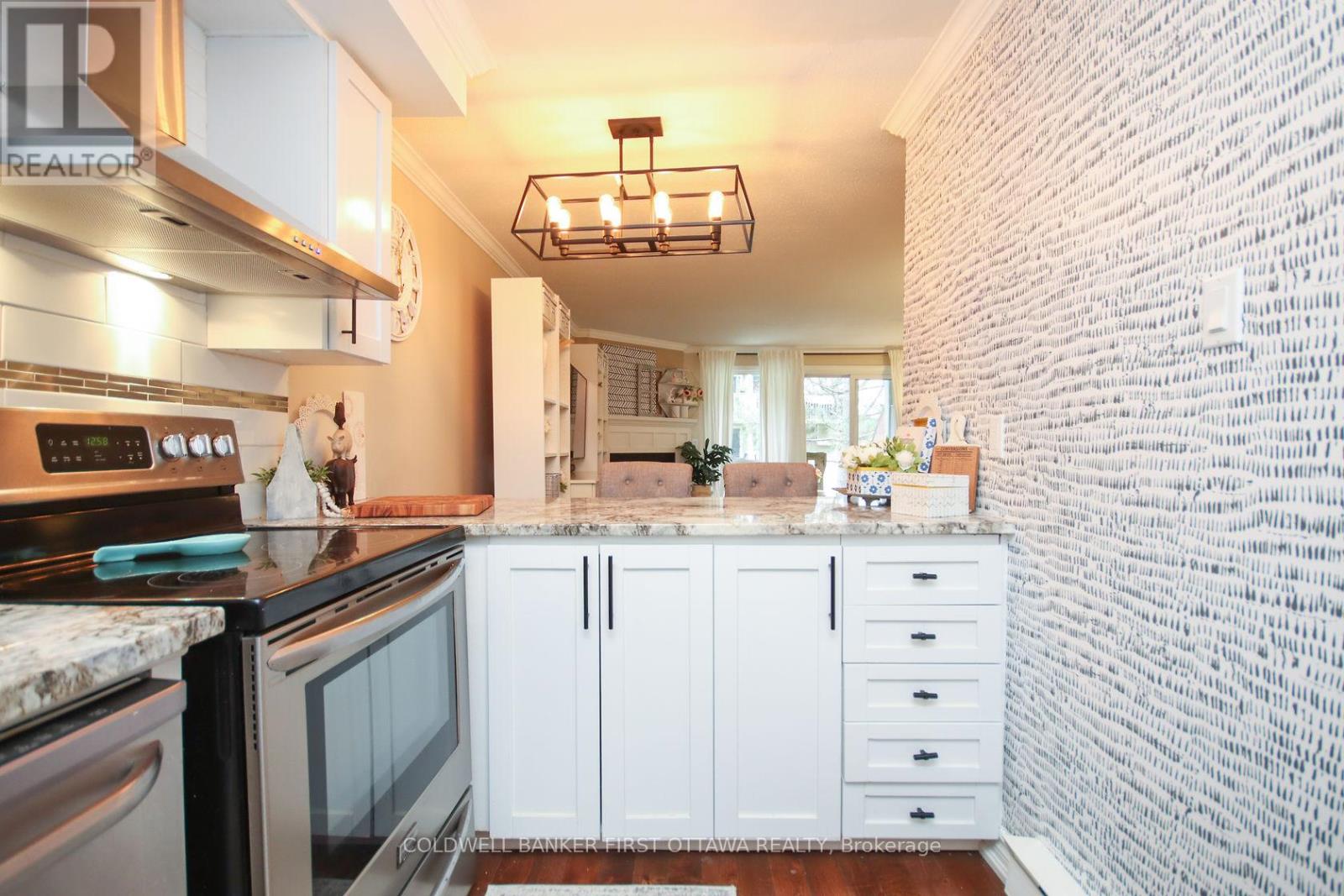 Photo 24 of A 6702 Jeanne Darc Boulevard, Ottawa ON