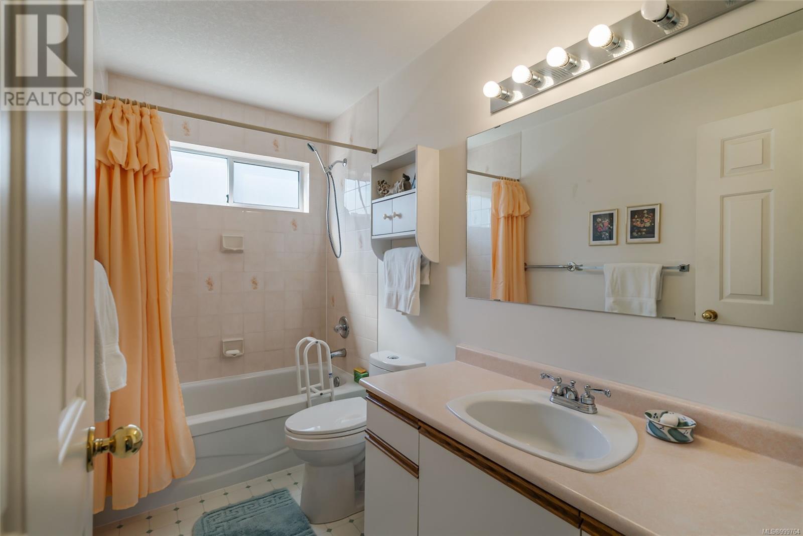 545 Dalmatian Dr, Parksville real estate listing 999764
