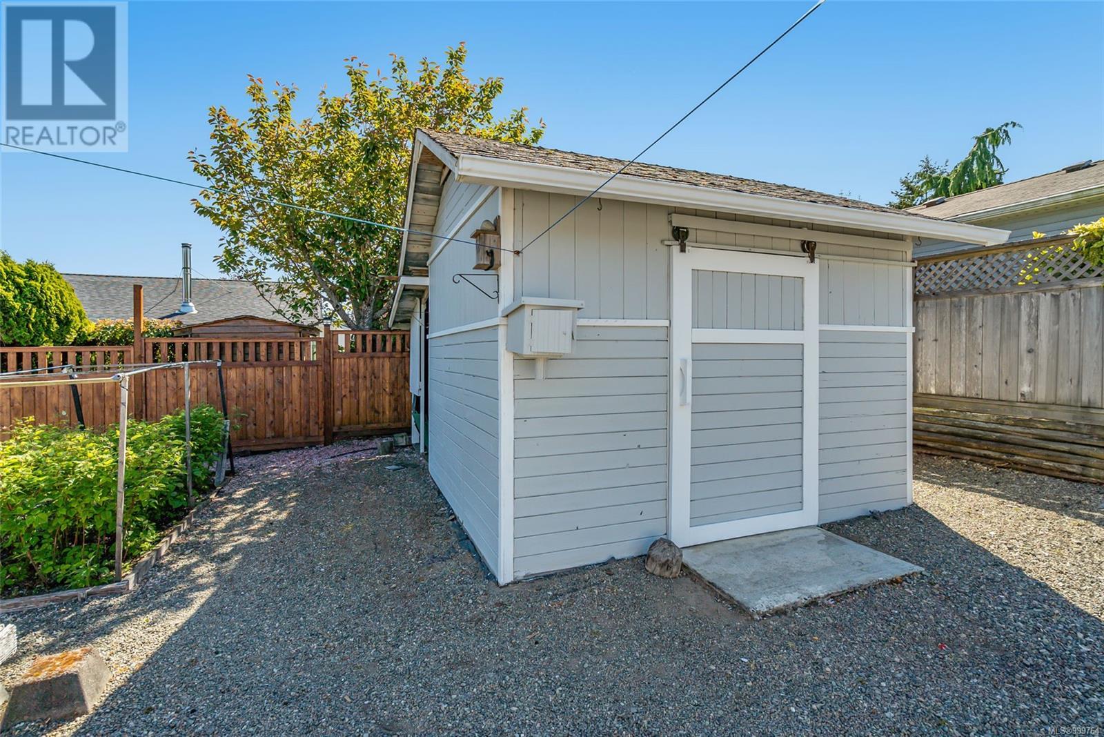 545 Dalmatian Dr, Parksville real estate listing 999764