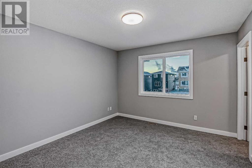 23 Agate Road, Cochrane, Alberta
