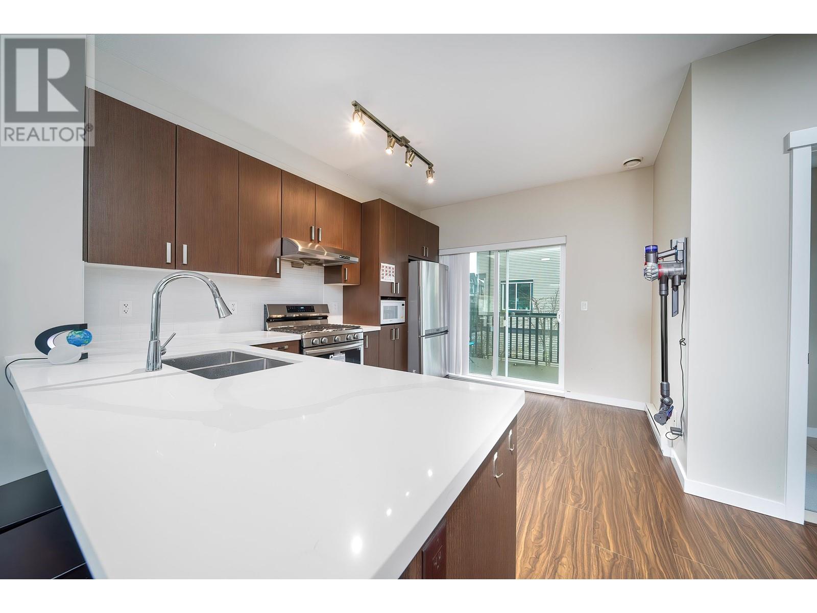 #65-9566 TOMICKI Avenue, Richmond