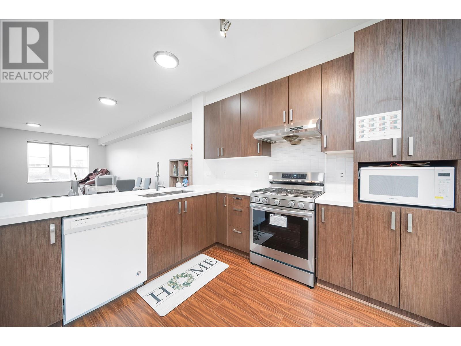 #65-9566 TOMICKI Avenue, Richmond