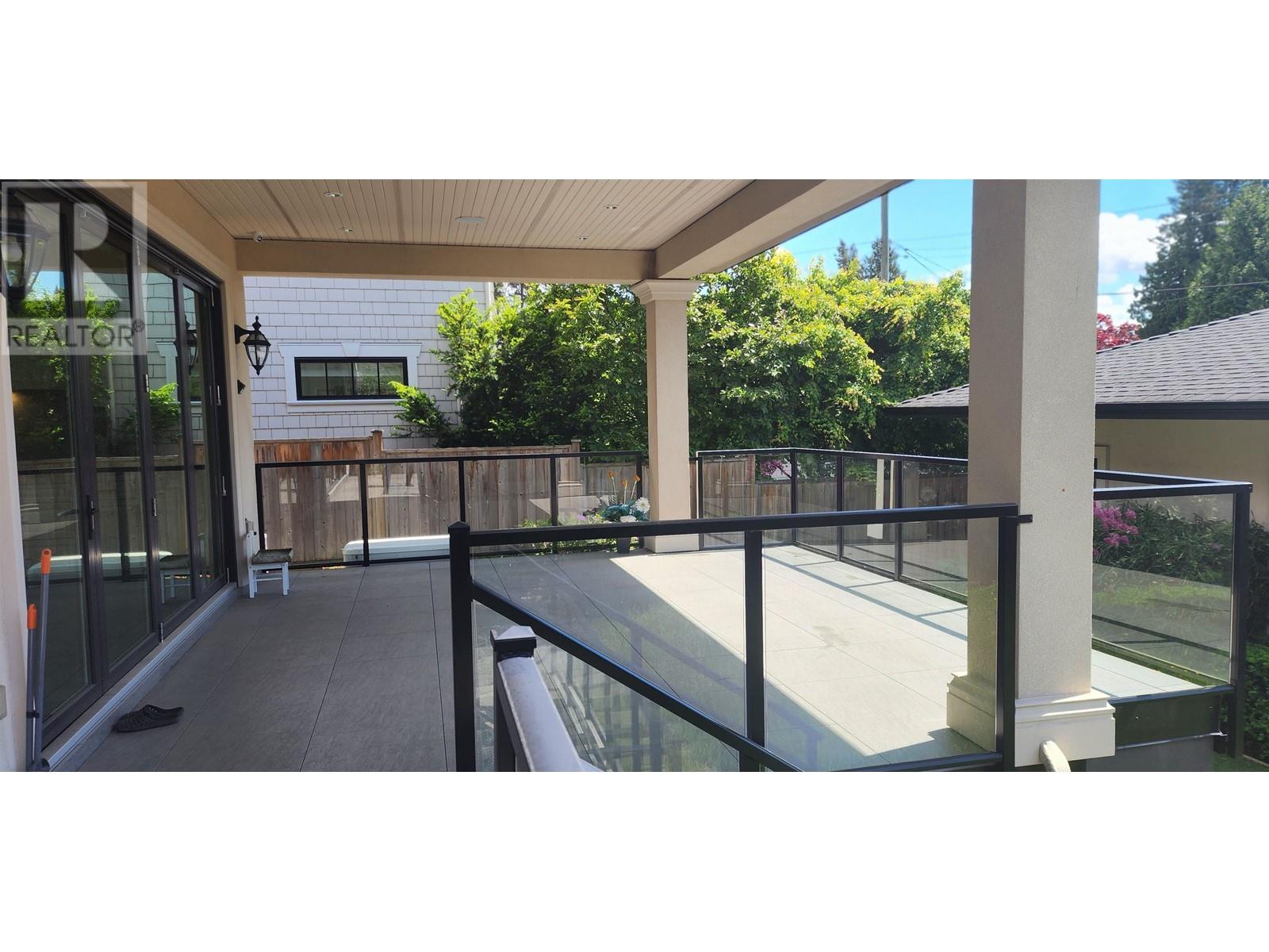 Photo 1 of 1260 Kings Avenue, West Vancouver BC