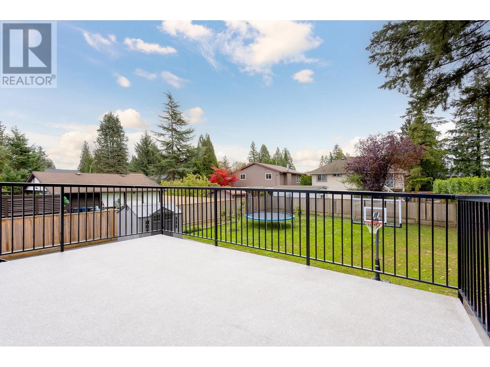 Photo 16 of 1624 Coquitlam Avenue, Port Coquitlam BC