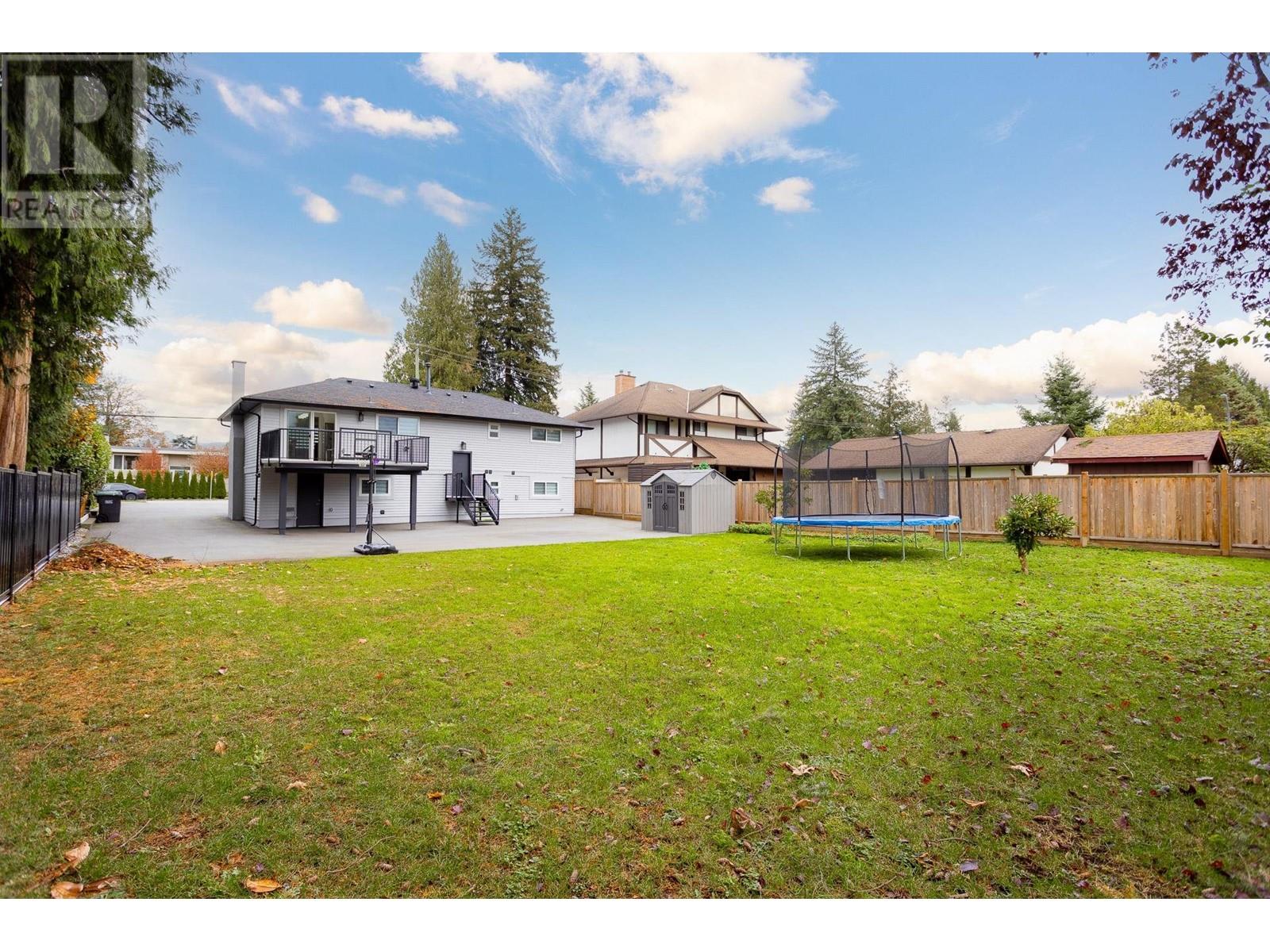 Photo 36 of 1624 Coquitlam Avenue, Port Coquitlam BC