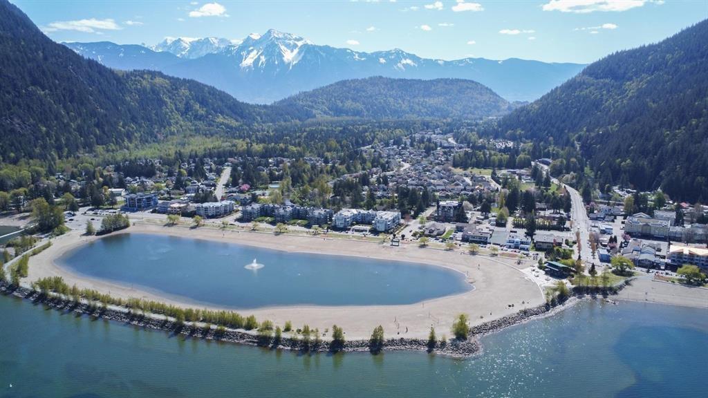 5 120 ESPLANADE AVENUE, Harrison Hot Springs, Harrison Hot Springs