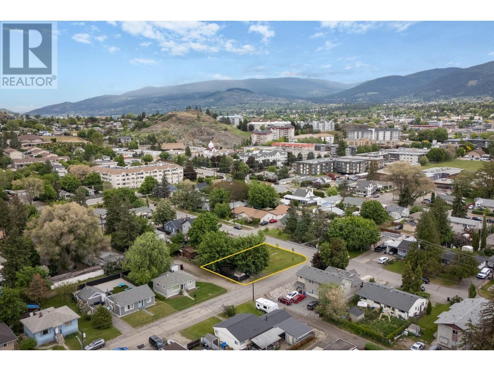  2800 39 Street, Vernon