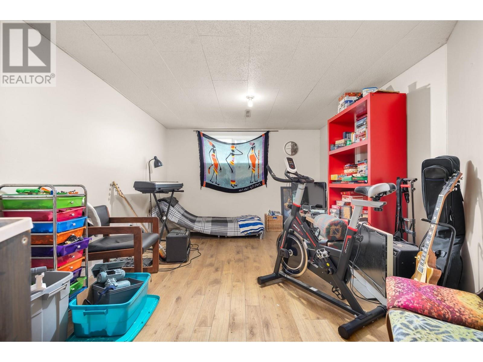  2800 39 Street, Vernon