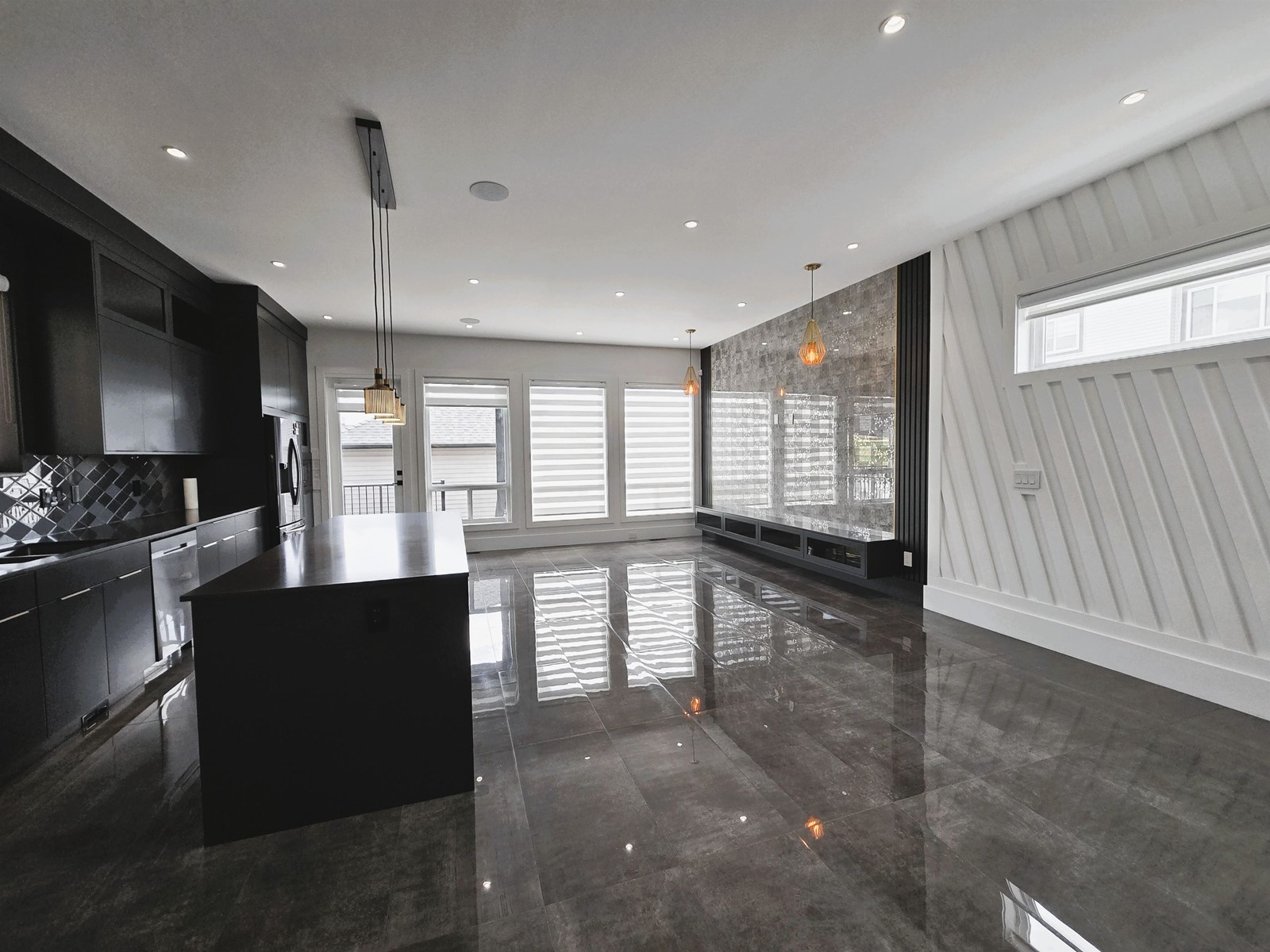 19228 ALOHA DRIVE, Surrey