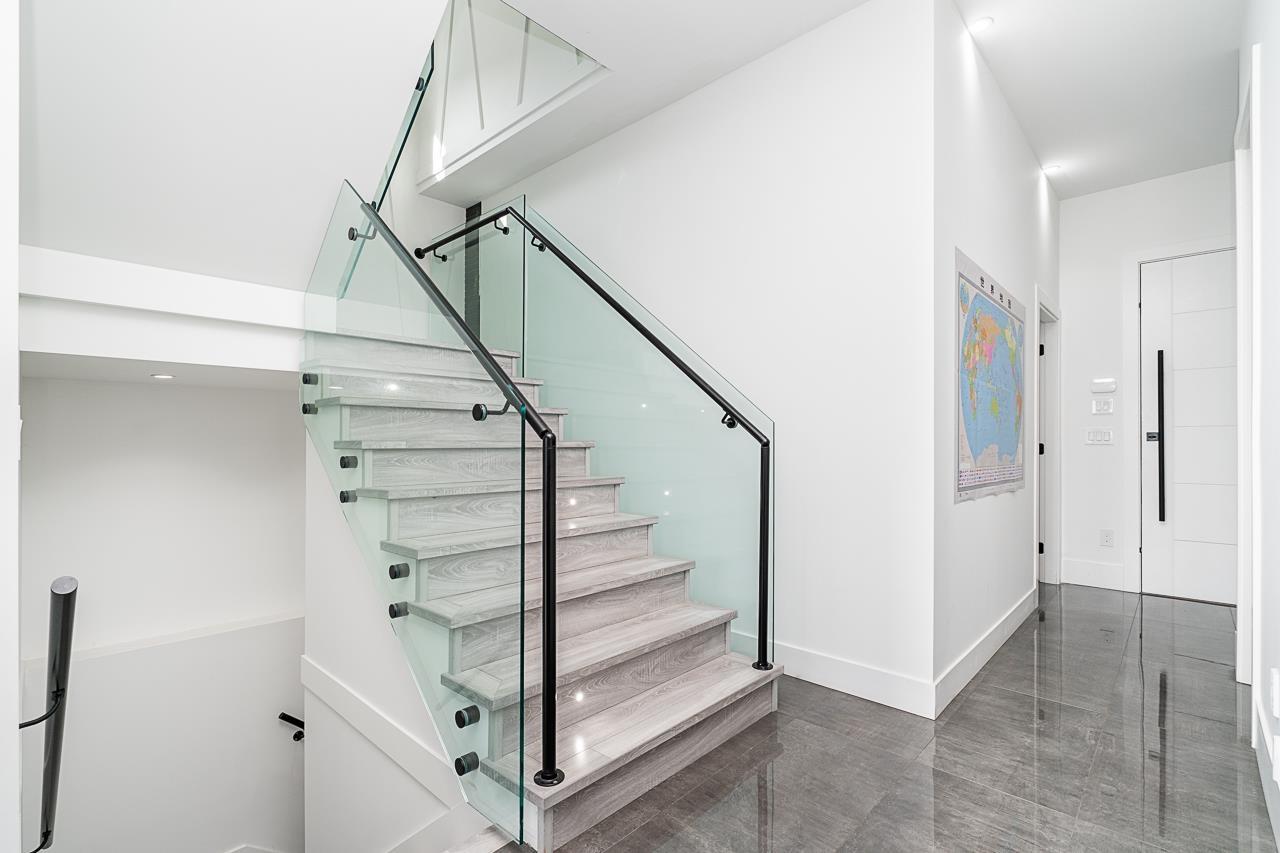 19228 ALOHA DRIVE, Surrey