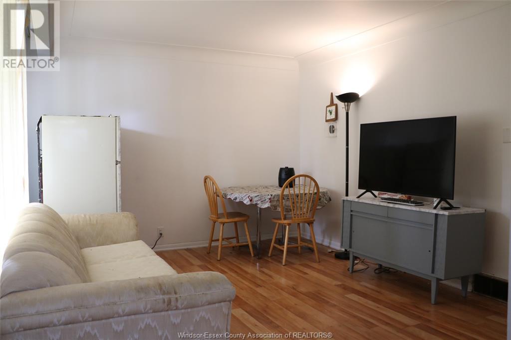Photo 9 of 359 Randolph, Windsor ON