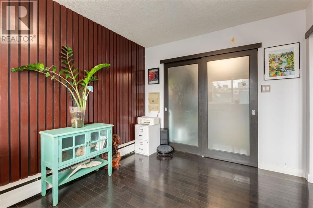 Single Family House for Sale in    Street SW Lower Mount Royal Calgary 