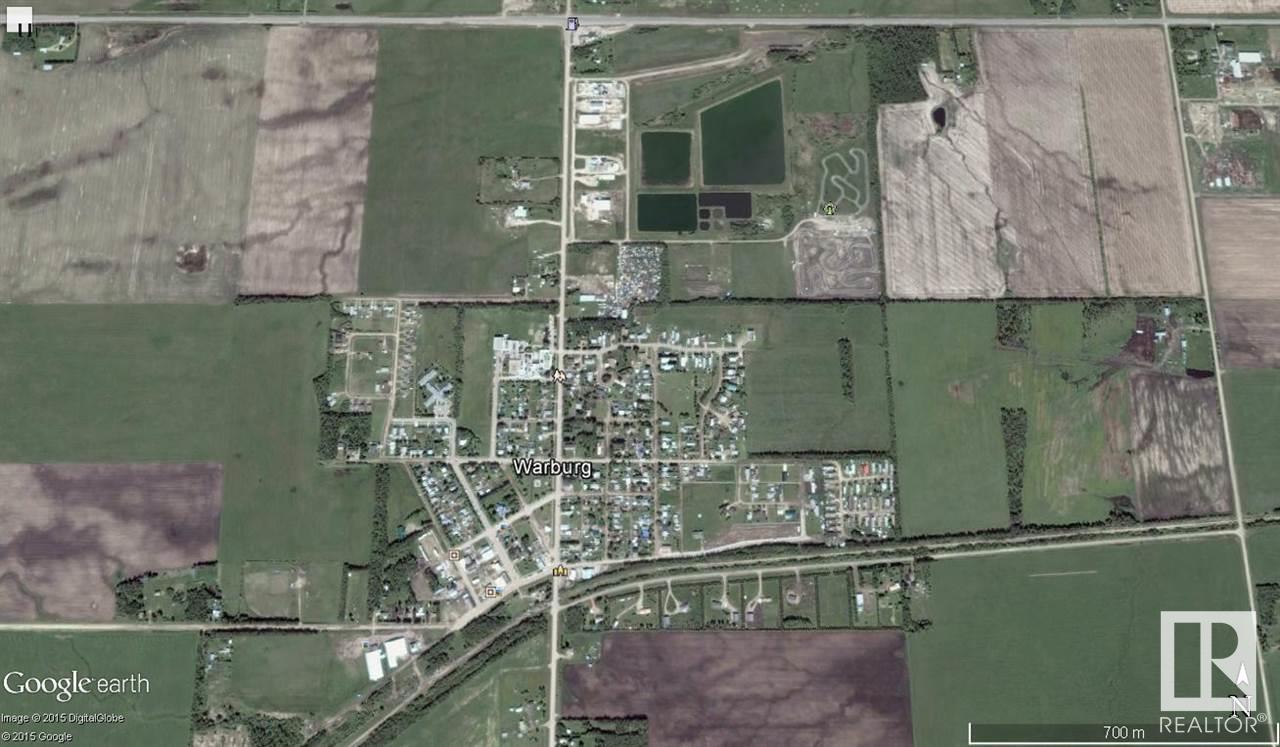 Photo 4 of 4524 50 Av, Warburg AB