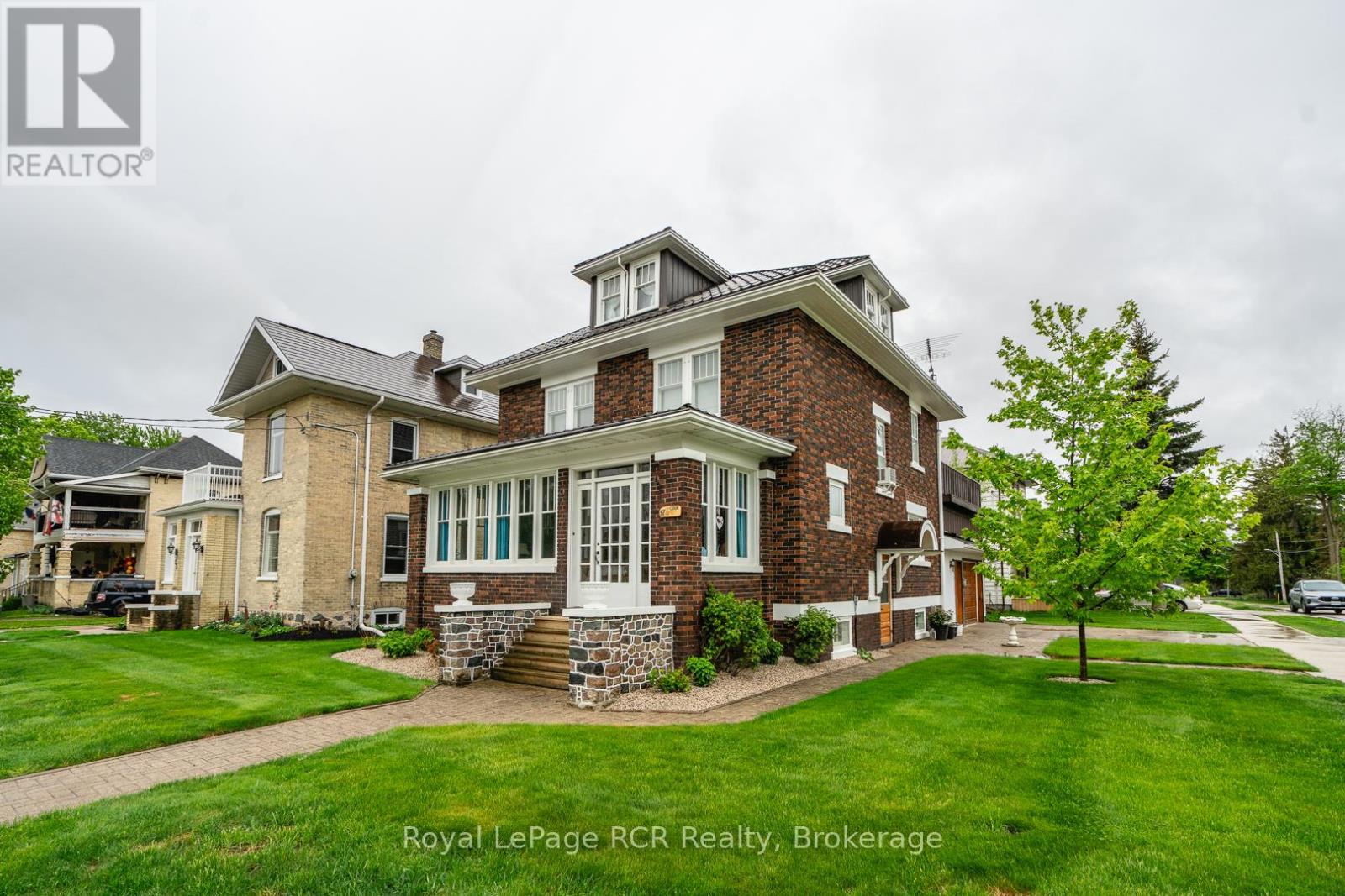 Photo 1 of 57 Elora Street N, Minto ON