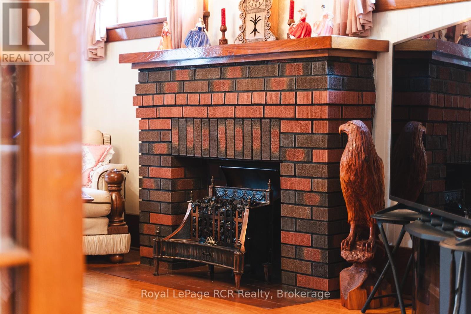 Photo 16 of 57 Elora Street N, Minto ON