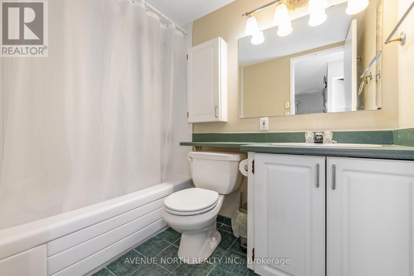 Photo 12 of 1504 158 A Mcarthur Avenue, Ottawa ON