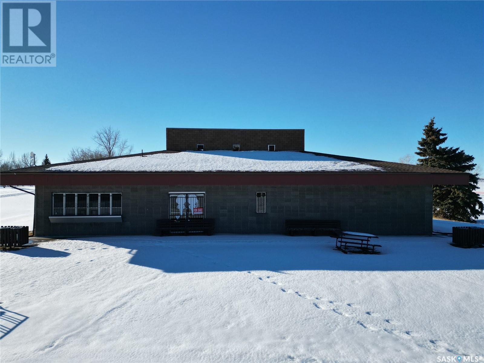 Beachside Store & Concession - Photo 3 of 17, Cochin, Saskatchewan